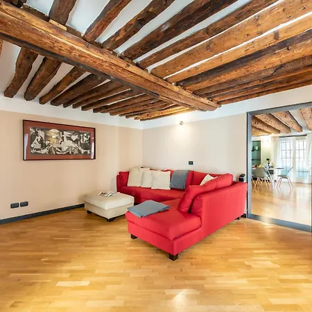 Beautiful Flat In The Historic Center - Happy