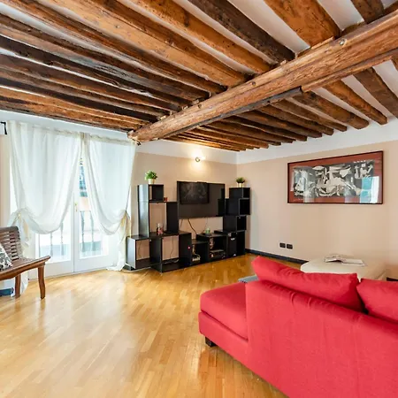 Apartment Beautiful Flat In The Historic Center - Happy