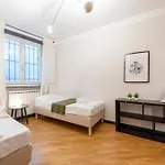 Beautiful Flat In The Historic Center - Happy Apartment Genoa