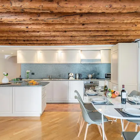 Apartament Beautiful Flat In The Historic Center - Happy Genua