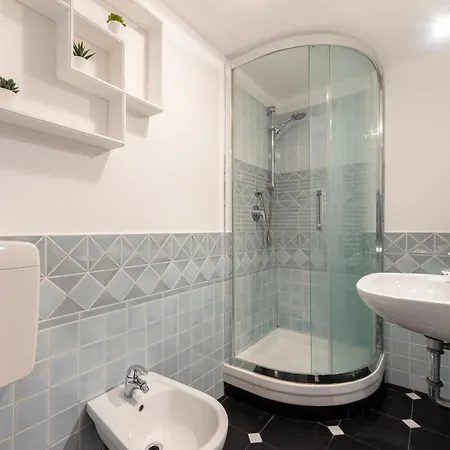 Beautiful Flat In The Historic Center - Happy * Genua